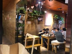 大堂-管氏翅吧(护国寺店)