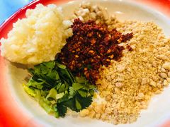 油碟-马路边边麻辣烫(世纪金源店)