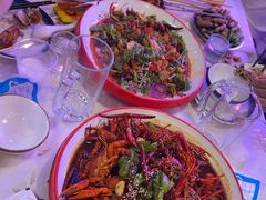-海盗船. 龙虾烧烤. 酒馆