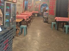 -老方桌烂蹄花川菜馆(九龙坡店)