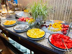 自助取餐区-怡豪大饭店·银顶旋转餐厅