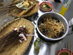 -咏勝锑锅麻辣烫(净居寺路总店)