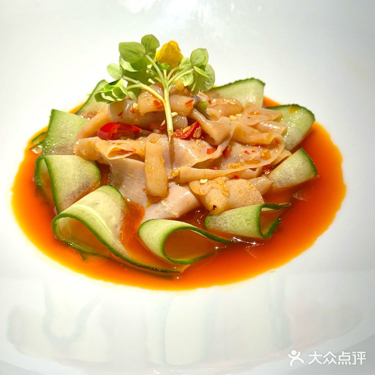 重庆唯一一家无边际江景海鲜餐厅！||🍃位于南