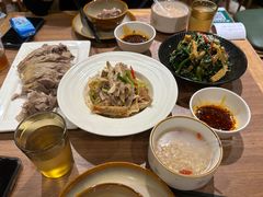 -贯贯吉·清真餐厅(浙江中路店)