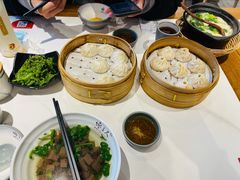 -馋三尺蟹粉小笼(人民广场店)