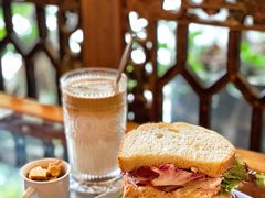 -西关84·History·Art·Cafe