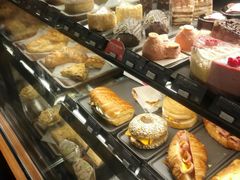 -星巴克臻选(广州高德置地秋广场店)