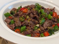 -渝信川菜 · 川味家常菜(财富购物中心店)