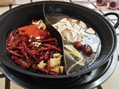 -贰回巷火锅馆(钟楼店)