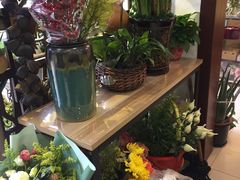 -FEI FEI FLOWER鲜花店·气球派对·宝宝宴布置(虹口德必运动Loft店)