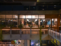 -ROAST coffee & eatery
