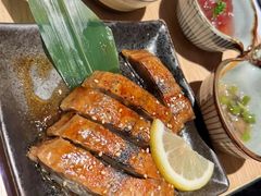-枝魯枝魯自助料理