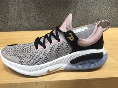 -NIKE品牌体验店(南京东路店)