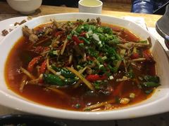 -兔行天下-鸿鹤鲜锅兔(中海国际店)