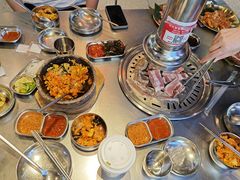 -哈哈碳都·牛肋条无限自助烤肉(台江万达店)