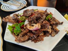 -许哥东北烧烤·铁丳烤串·宫后夹肉(繁花中心店)