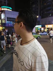 点击看大图 -八佰伴8008星级形象店