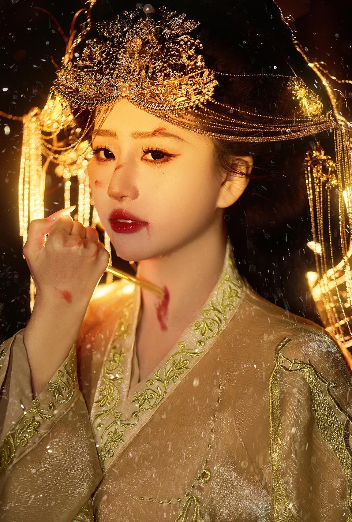 这才是"亡国公主"汉服妆造新战国袍金色大气