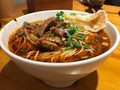 -呼啦面馆·头牌豌杂面(爱琴海店)