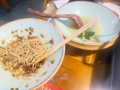 -重庆石磨豆花庄(乔庄店)