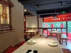 -有位虾匠·粗粮土菜小馆(市北店)