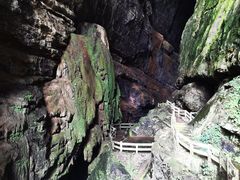 -龙水峡地缝景区