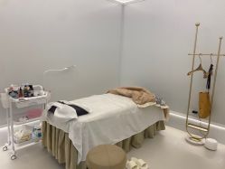 -苑苑vbeauty科技美容SPA