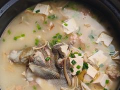 -土砂锅生态山庄·非遗砂锅雅鱼