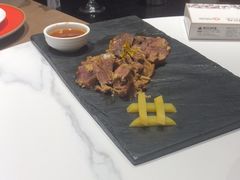 -皇城根·鲁菜济南菜·吊炉烤鸭·炒鸡鱼头(济南旗舰店)