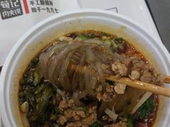 -荀记肉夹馍(三八家乐福店)