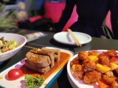 -粉墨特色菜·烧烤音乐酒馆