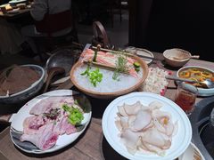 -蘑界·野生菌火锅(深业上城店)