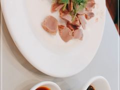 -月亮房·白斩鸡(娄山关路店)