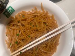 -绿草地·湘菜(7mall店)