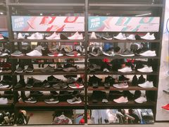 -adidas(正佳广场店)