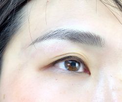 -一个差评成就的纹眉店