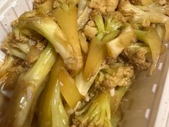花菜炒肉-绿草地·湘菜(芙蓉天街店)