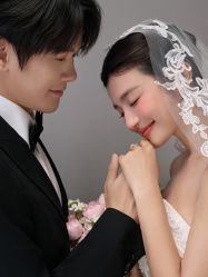 -雅云婚纱摄影工作室旗舰店