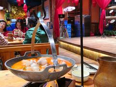 -老滇山寨•云南特色菜•地方菜•民族风情歌舞表演(金碧店)