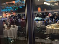 -悦江(梅奔中心店)