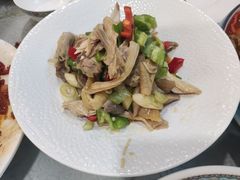-汗腾格里·风味餐厅(新疆驻京办店)