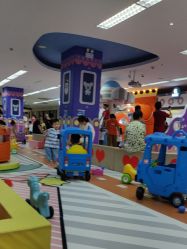 -孩子王童乐园(马群店)