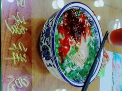 -伊穆祥牛肉面总店·清真