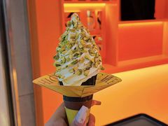 浓醇开心果芝士冰淇淋-KUMO KUMO甜品·冰淇淋(深圳壹方城店)