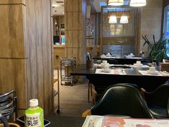 大堂-草家酱蟹炭火烤肉店(珲春南路一店)