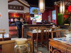 -川流不息·地道川菜·小龙虾(新松江路店)