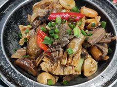 海鲜街什锦煲-海鲜街菜馆(海珠南路店)