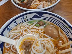 -鑫花溪牛肉米粉(凤凰街创始总店)