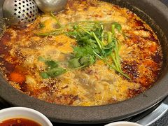 -灶知轩湘西石锅鱼(万佳广场店)