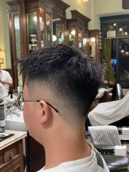 -IMUSE BARBER SHOP